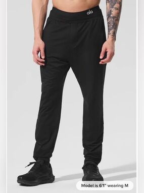 Alo Yoga Conquer React Performance Pant Joggers Black XL Workout Gym Athletic